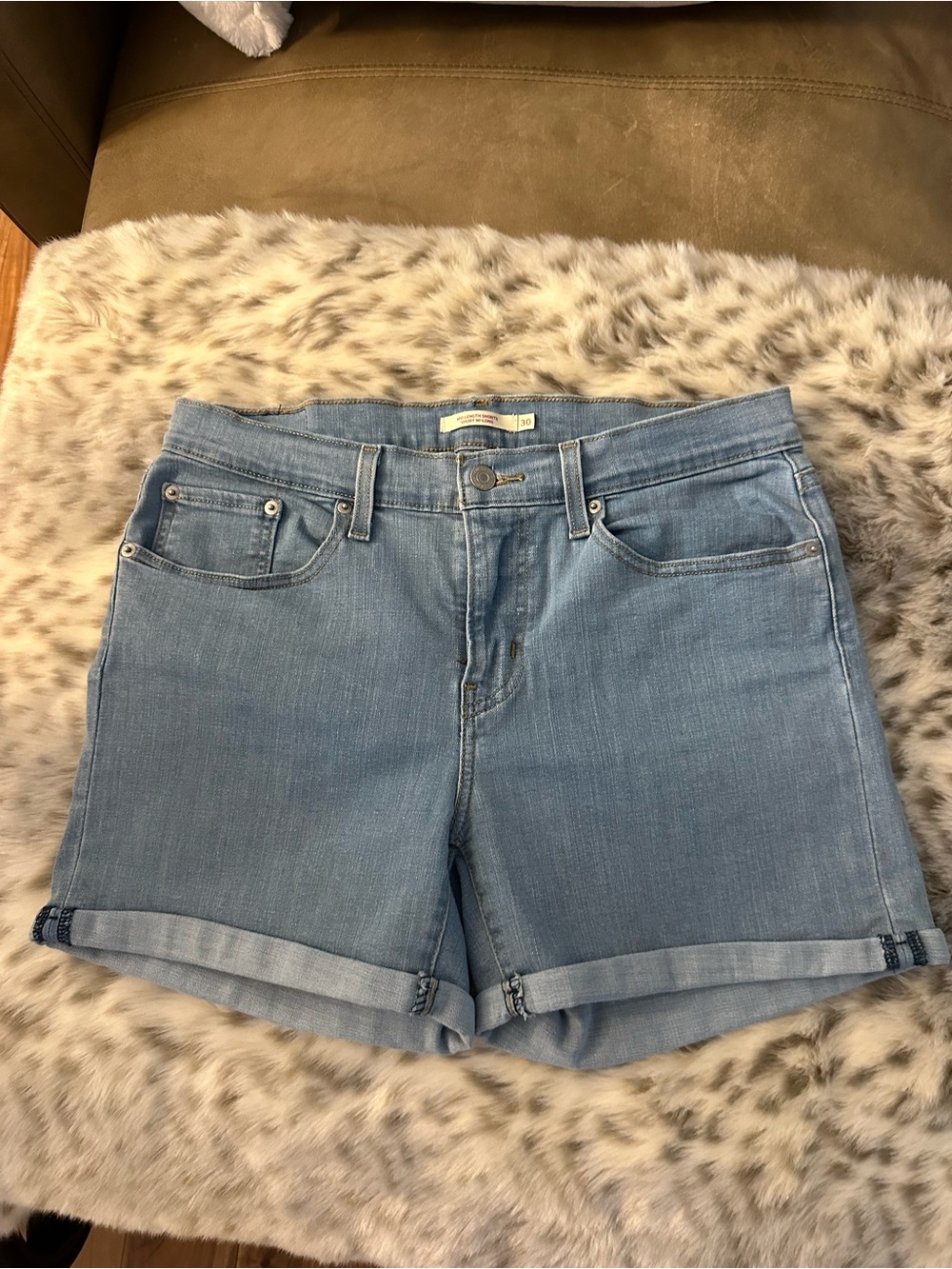Levi's Mid-Thigh Denim Roll-Cuff Shorts